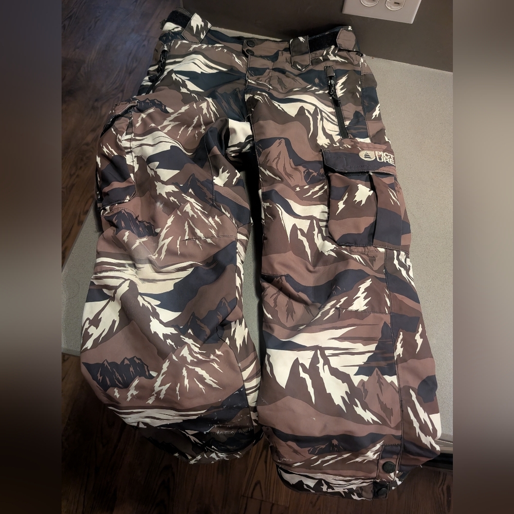 Youth Size 8 Picture Mountain Print Cargo Snow Pants